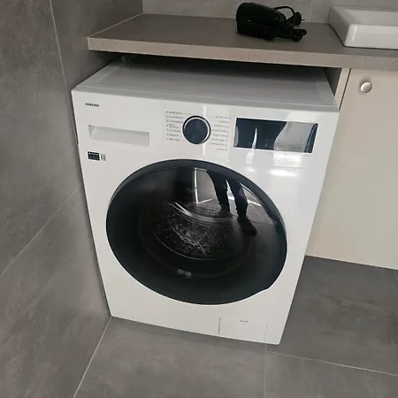 Close To Old Town & Amenities 1